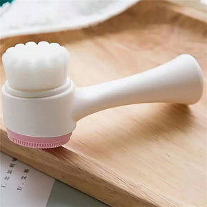 Transform Your Pet's Grooming Routine with the Easy Clean Nylon Pet Paw Brush